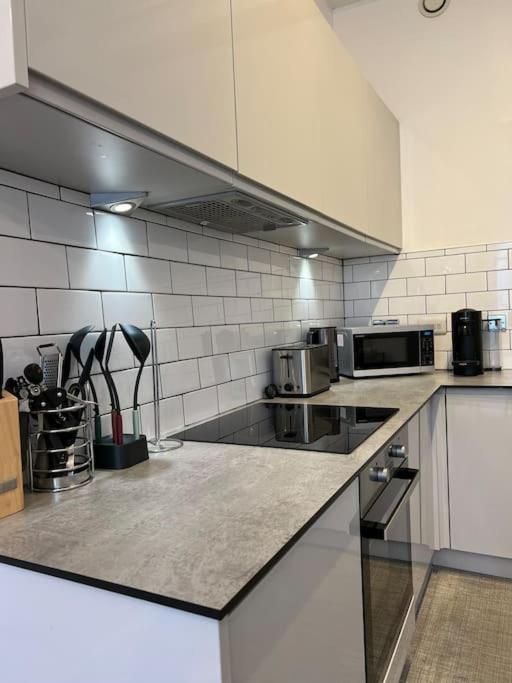 Modern Apartment Within Historic Chester City Walls Esterno foto
